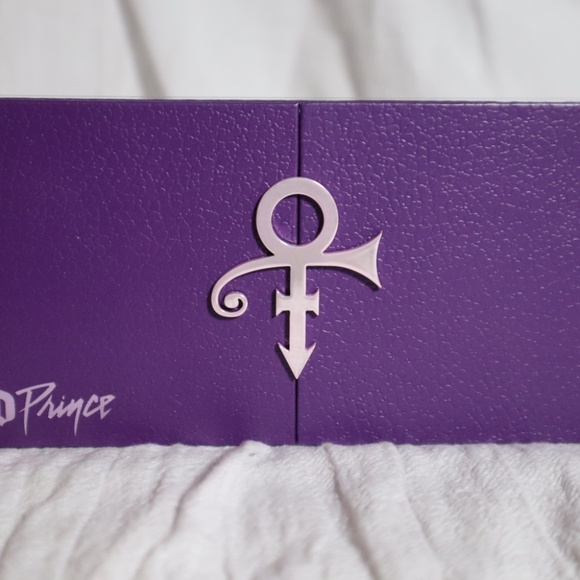 Urban Decay PRINCE Let's Go Crazy Eyeshadow Palette LIMITED EDITION - Picture 5 of 7